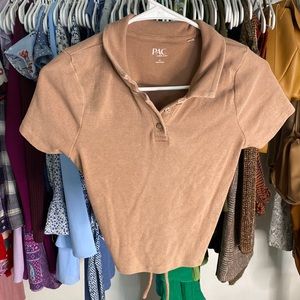 Open Back Adjustable Collared Buttoned Tee | Size : M